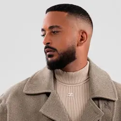Slimane — artiste jouable dans le blind test 100 % artistes de ZONNAIR